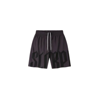 Shorts neri con scritta, caratterizzati da uno stile abbigliamento streetwear, perfetti per un look urbano e moderno.